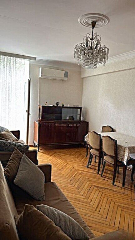 Satılır 2 otaqlı köhnə tikili, 60 m², Sahil m.-2