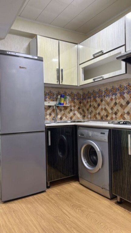 Satılır 2 otaqlı köhnə tikili, 60 m², Sahil m.-10