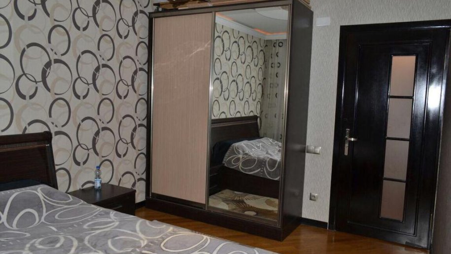 Satılır 3 otaqlı köhnə tikili, 75 m², Xalqlar dostluğu m.-13