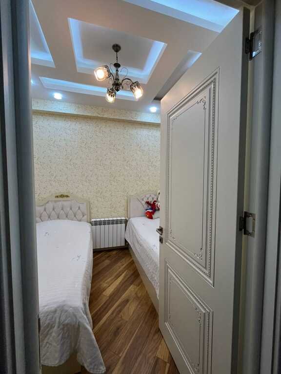 Satılır 3 otaqlı yeni tikili, 95 m², Azadlıq Prospekti m.-10