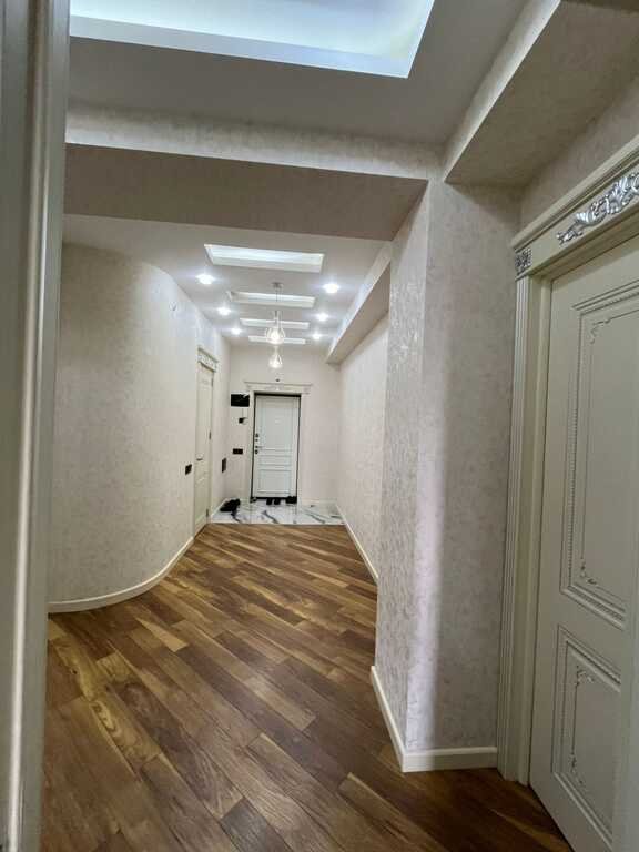 Satılır 3 otaqlı yeni tikili, 95 m², Azadlıq Prospekti m.-12