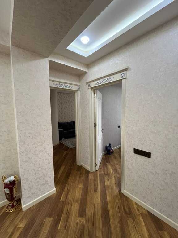 Satılır 3 otaqlı yeni tikili, 95 m², Azadlıq Prospekti m.-13