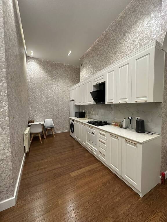 Satılır 2 otaqlı yeni tikili, 63 m², Neftçilər m.-8