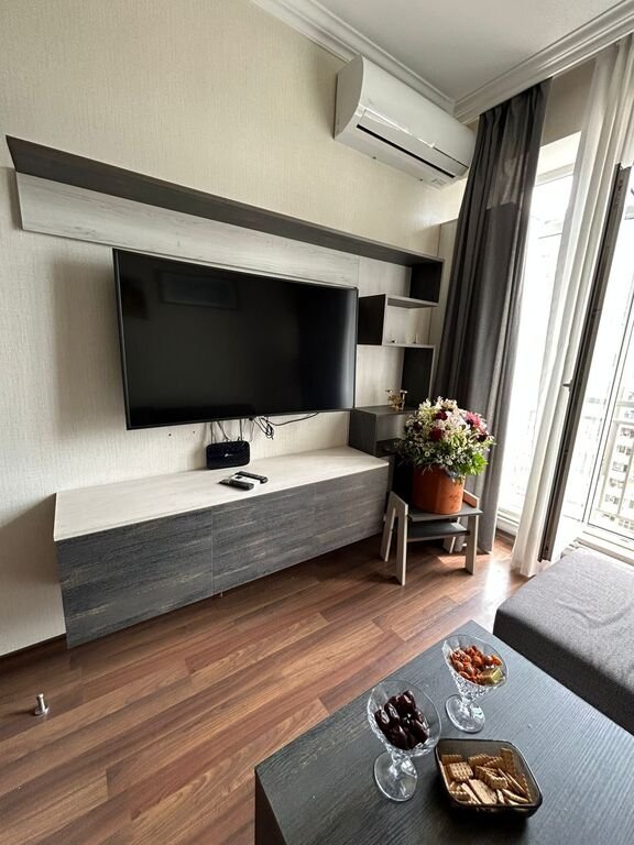 Kirayə verilir 2 otaqlı yeni tikili, 50 m², İnşaatçılar m.-3