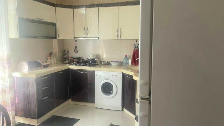Satılır 3 otaqlı yeni tikili, 135 m², 8 noyabr-5