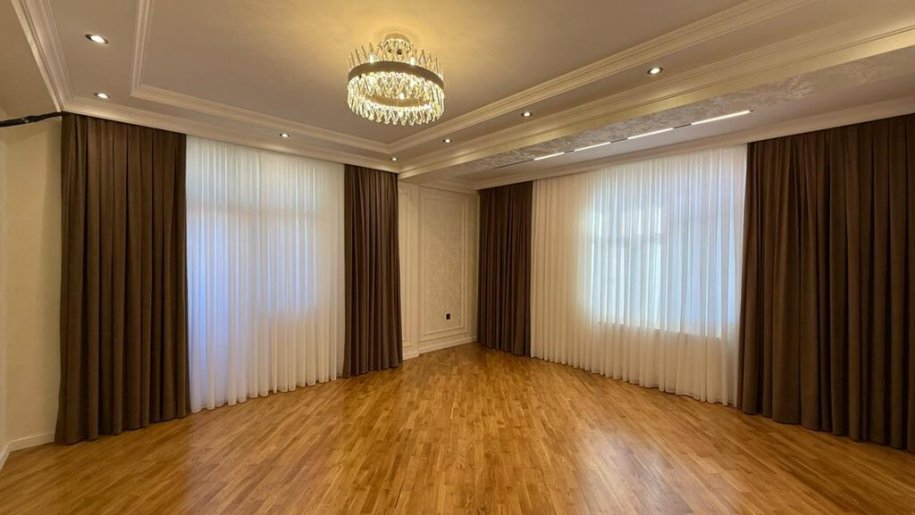 Satılır 3 otaqlı yeni tikili, 136 m², Xalqlar dostluğu m.-3