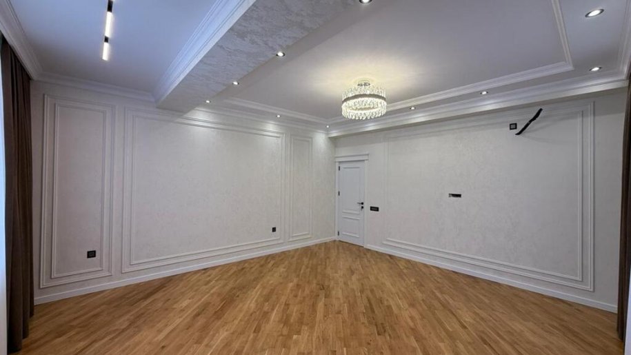 Satılır 3 otaqlı yeni tikili, 136 m², Xalqlar dostluğu m.-4