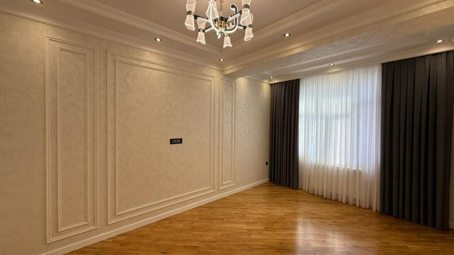 Satılır 3 otaqlı yeni tikili, 136 m², Xalqlar dostluğu m.-5