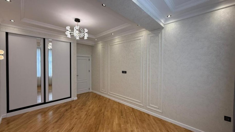 Satılır 3 otaqlı yeni tikili, 136 m², Xalqlar dostluğu m.-7