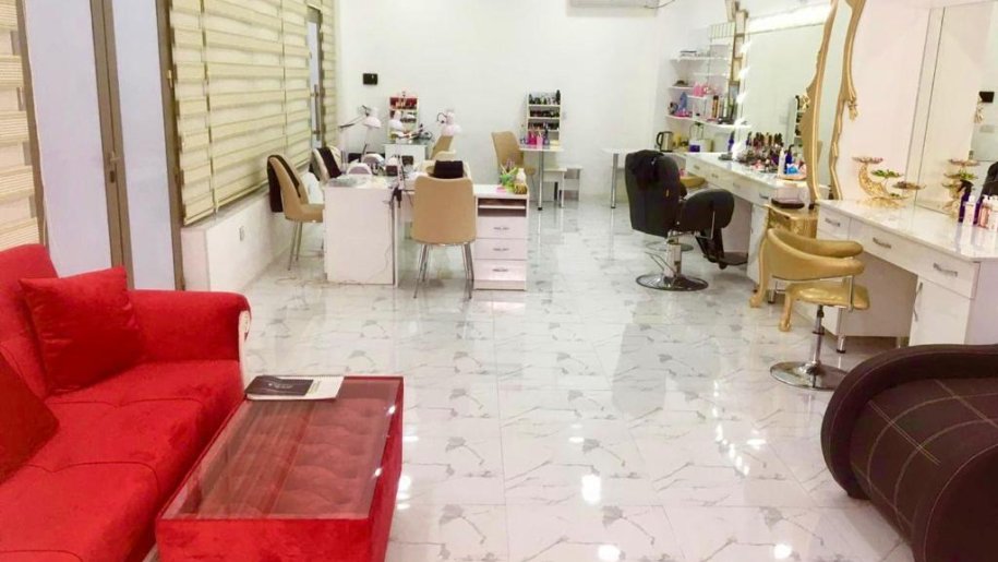 61 m<sup>2</sup> obyekt satılır, Xətai m.-3