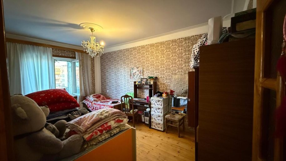 Satılır 3 otaqlı köhnə tikili, 70 m², Qaraçuxur-4