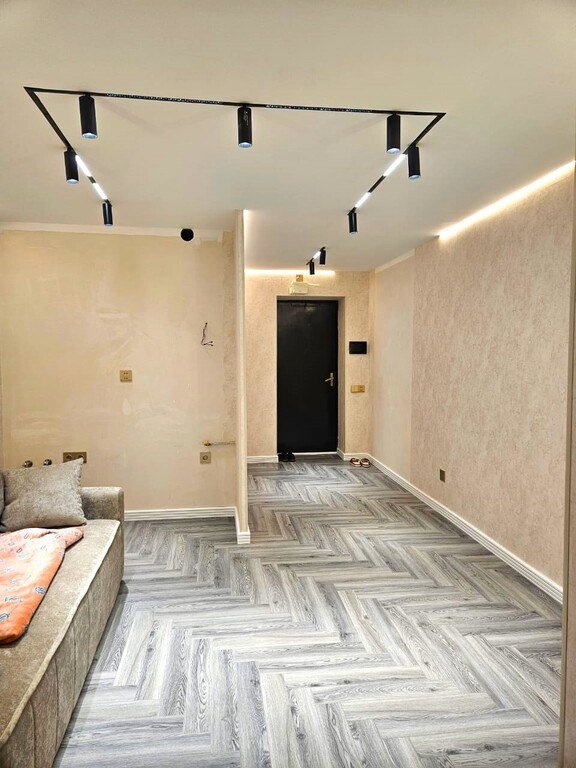 Satılır 1 otaqlı köhnə tikili, 40 m², Elmlər Akademiyası m.-2