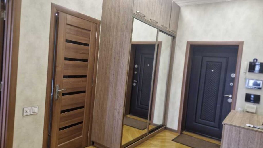 Kirayə verilir 3 otaqlı yeni tikili, 100 m², Xalqlar dostluğu m.-8