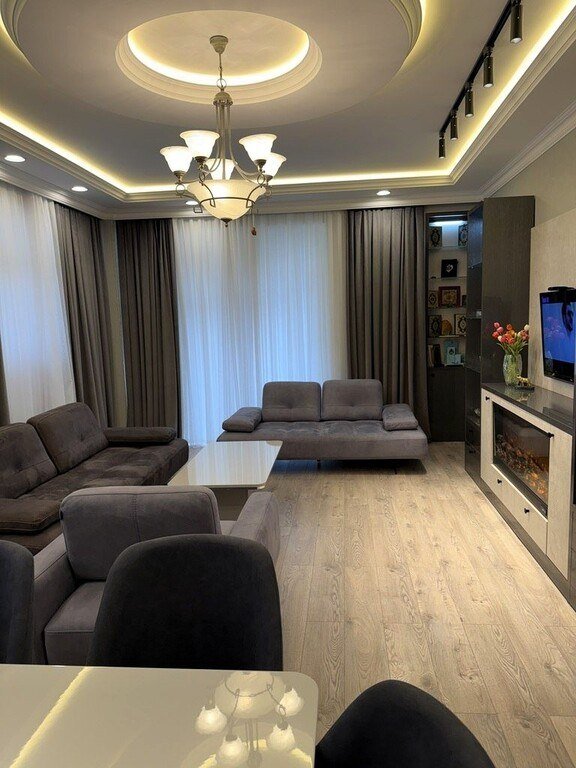 Satılır 4 otaqlı yeni tikili, 180 m², 8 noyabr-2