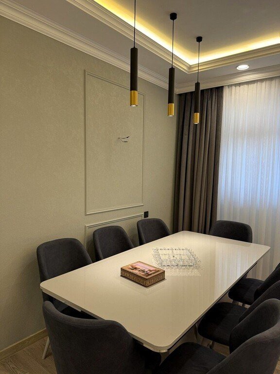 Satılır 4 otaqlı yeni tikili, 180 m², 8 noyabr-4