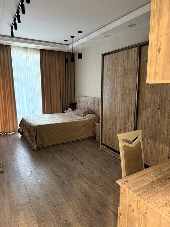 Satılır 4 otaqlı yeni tikili, 180 m², 8 noyabr-6