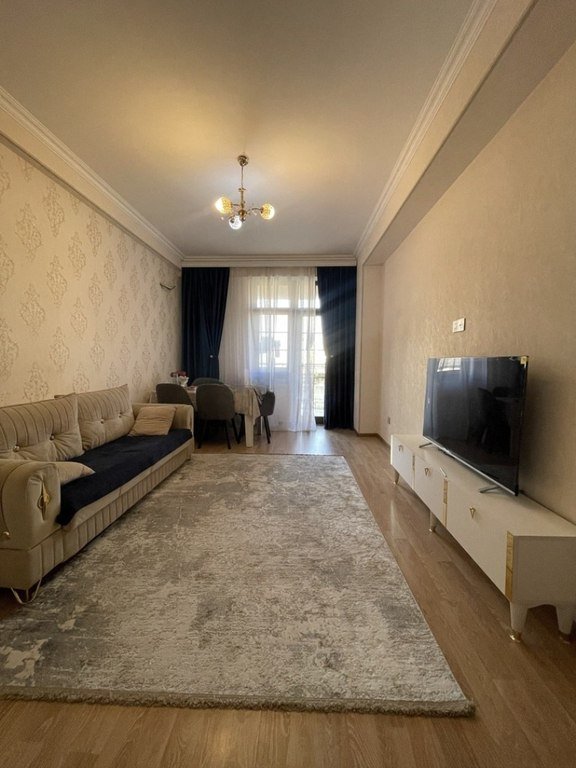 Satılır 3 otaqlı köhnə tikili, 82 m², Xalqlar dostluğu m.-1