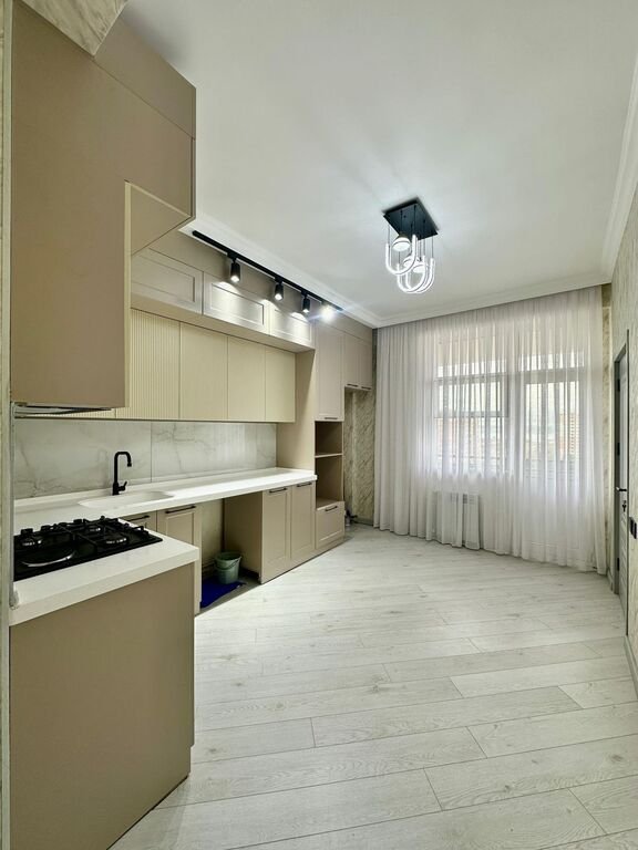 Satılır 3 otaqlı yeni tikili, 99 m², Həzi Aslanov m.-5