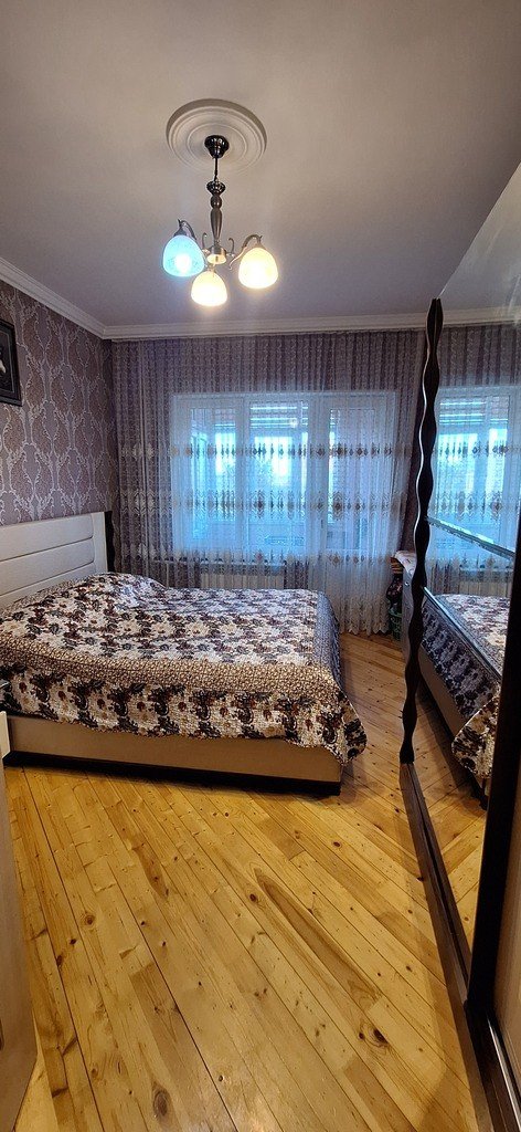 Satılır 2 otaqlı köhnə tikili, 60 m², Əhmədli m.-7
