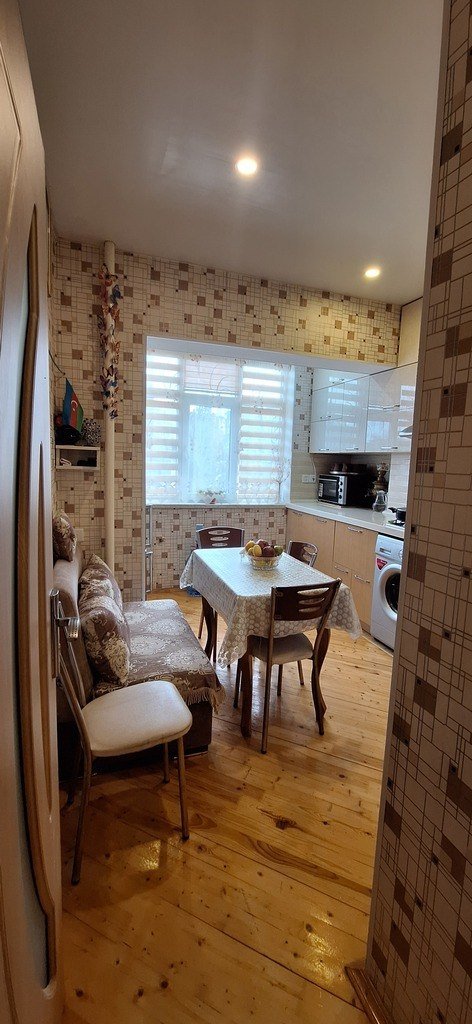 Satılır 2 otaqlı köhnə tikili, 60 m², Əhmədli m.-16