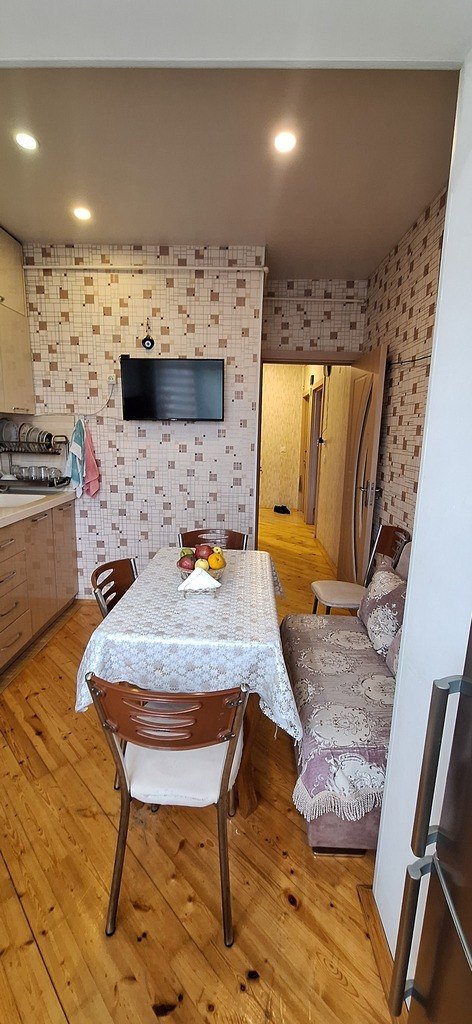 Satılır 2 otaqlı köhnə tikili, 60 m², Əhmədli m.-19