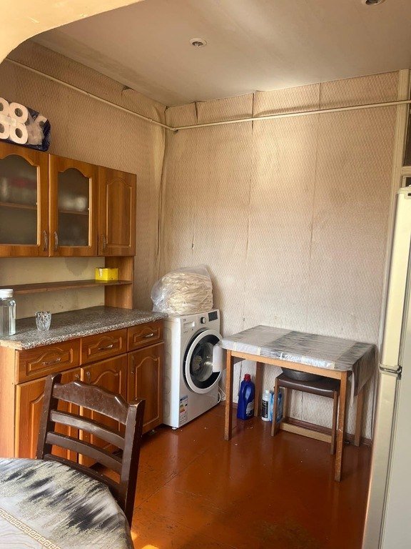 Satılır 2 otaqlı köhnə tikili, 65 m², Xalqlar dostluğu m.-3