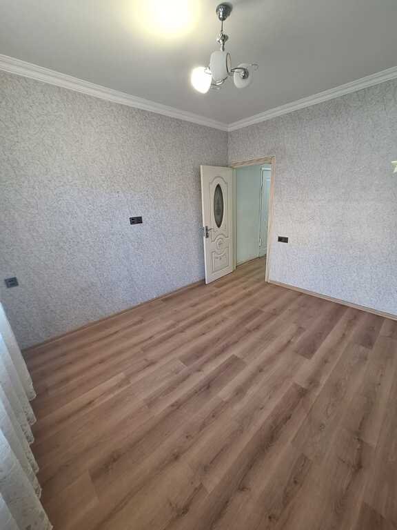Satılır 2 otaqlı köhnə tikili, 65 m², Həzi Aslanov m.-9