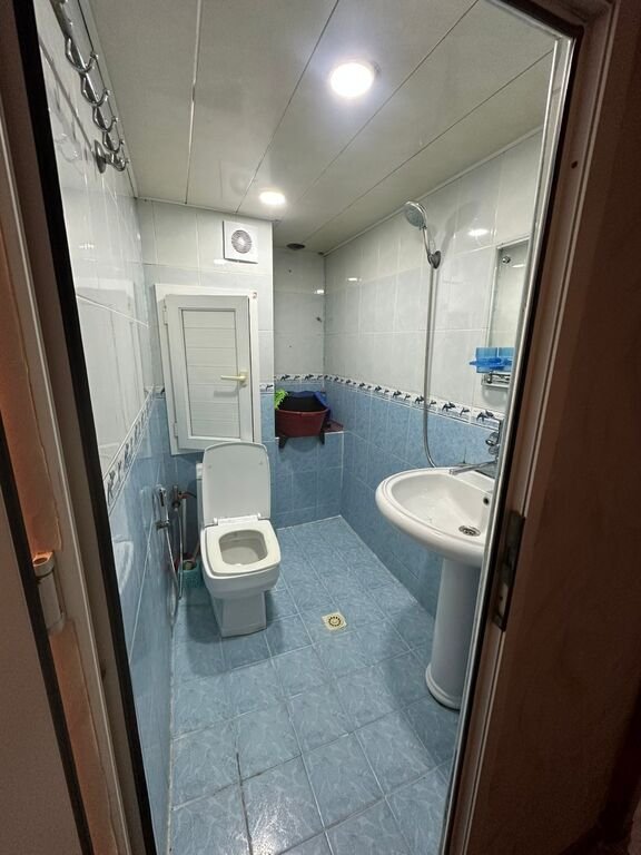 Satılır 2 otaqlı köhnə tikili, 47 m², Xalqlar dostluğu m.-6