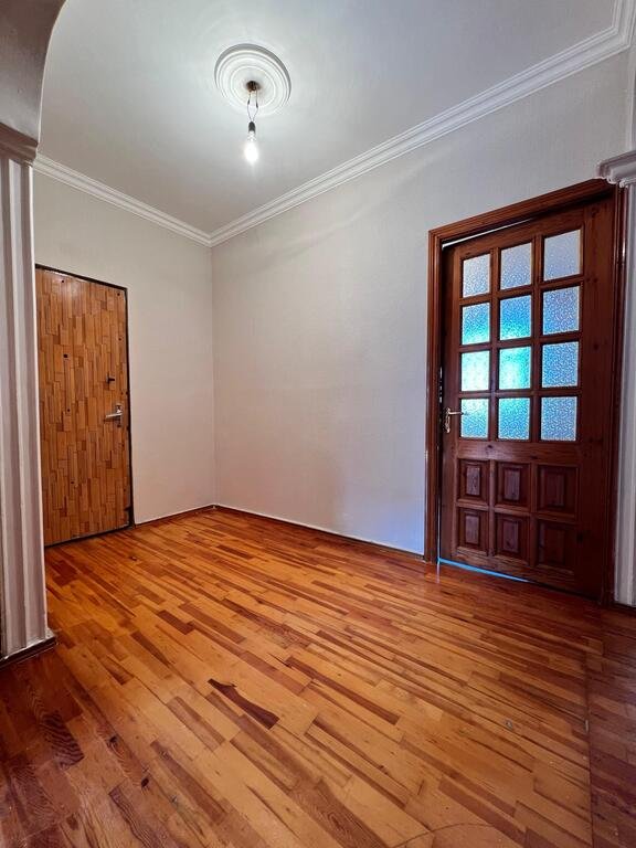 Satılır 3 otaqlı köhnə tikili, 80 m², Əhmədli m.-8
