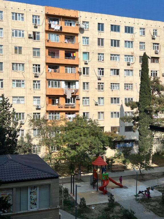 Satılır 3 otaqlı köhnə tikili, 80 m², Əhmədli m.-11