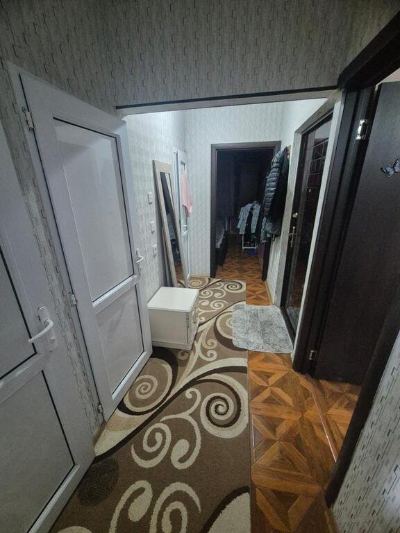Satılır 2 otaqlı köhnə tikili, 60 m², Qaraçuxur-4