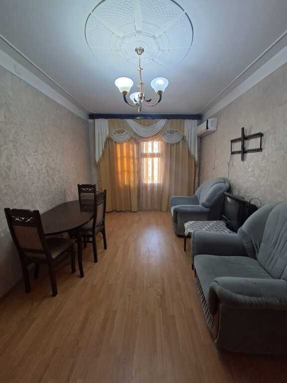 Kirayə verilir 2 otaqlı köhnə tikili, 40 m², Xalqlar dostluğu m.-2