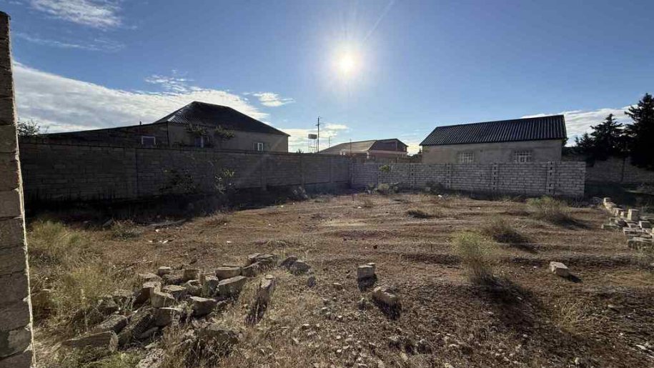 4 sot torpaq satılır, Xəzər-2