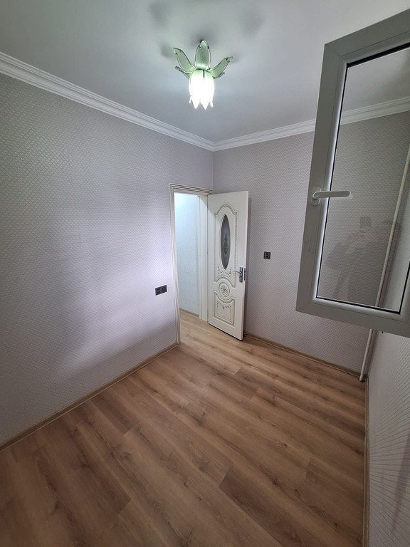 Satılır 3 otaqlı köhnə tikili, 69 m², Həzi Aslanov m.-11