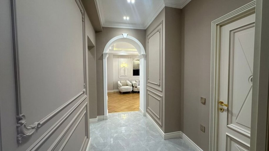 Satılır 3 otaqlı yeni tikili, 130 m², Gənclik m.-6