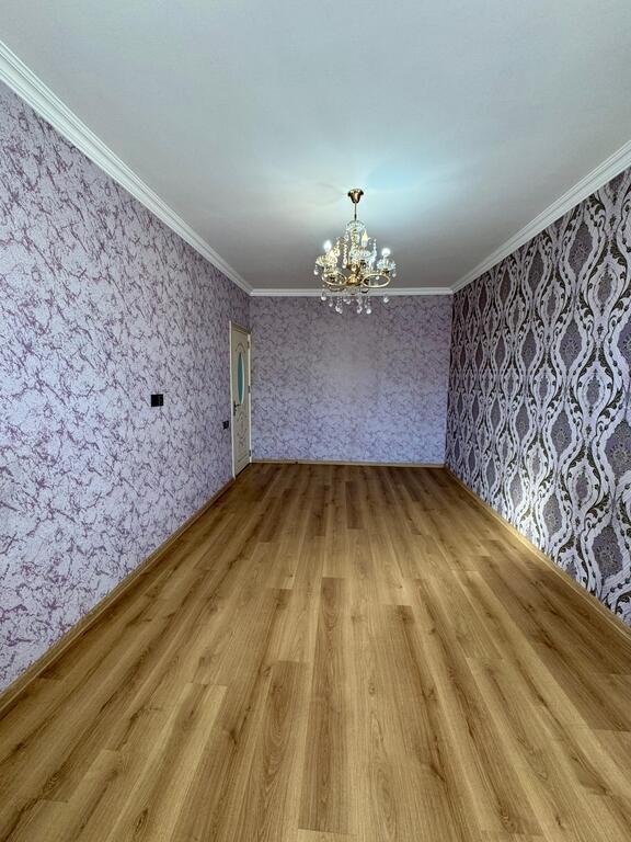 Satılır 3 otaqlı köhnə tikili, 65 m², Həzi Aslanov m.-5