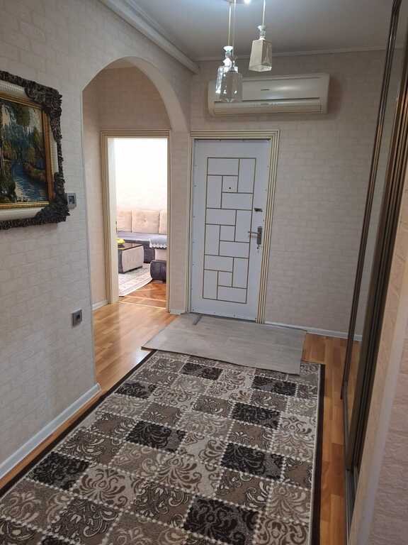 Satılır 4 otaqlı köhnə tikili, 86 m², Xalqlar dostluğu m.-5