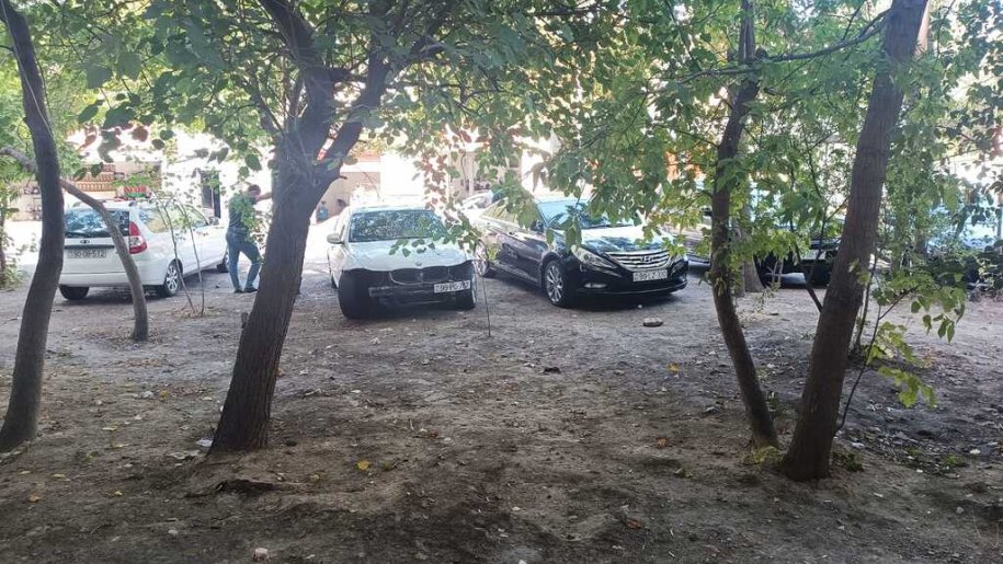 Satılır 3 otaqlı köhnə tikili, 60 m², Elmlər Akademiyası m.-3