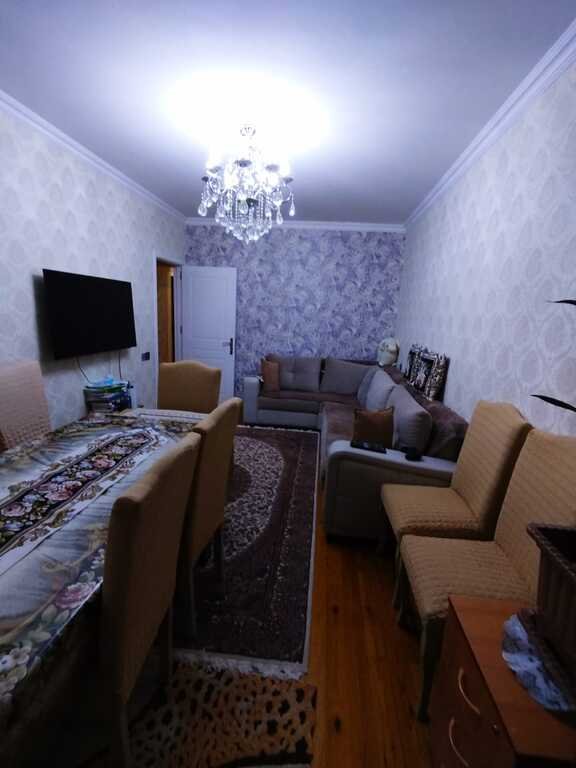 Satılır 3 otaqlı köhnə tikili, 80 m², Həzi Aslanov m.-1
