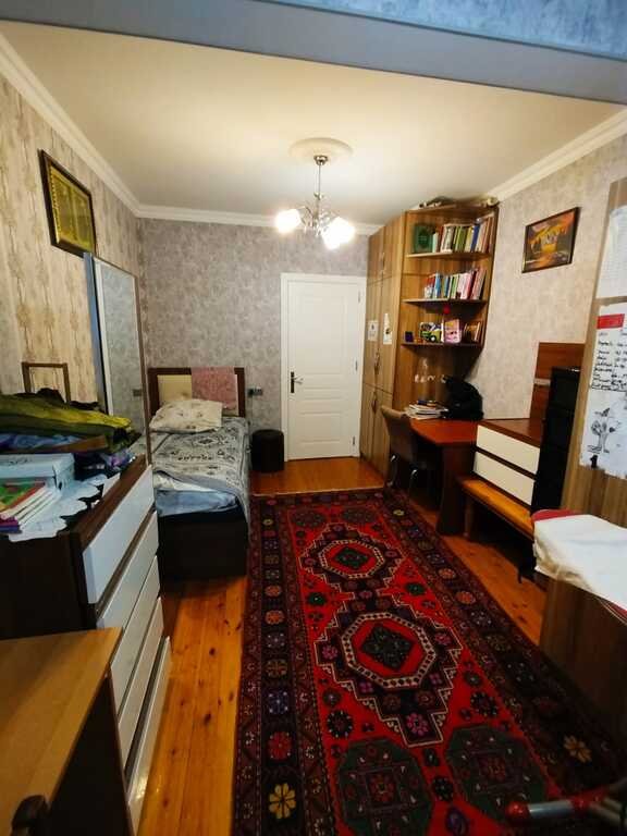 Satılır 3 otaqlı köhnə tikili, 80 m², Həzi Aslanov m.-2