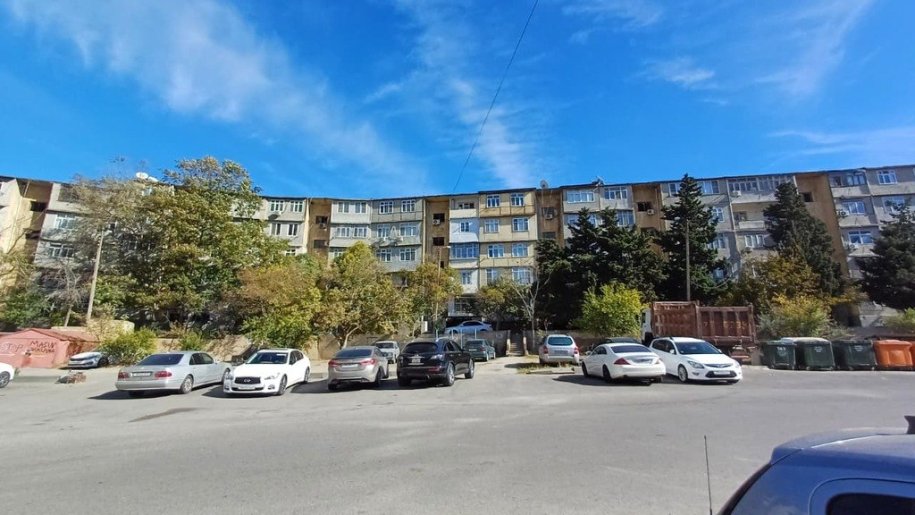 Satılır 2 otaqlı köhnə tikili, 75 m², Xalqlar dostluğu m.-2