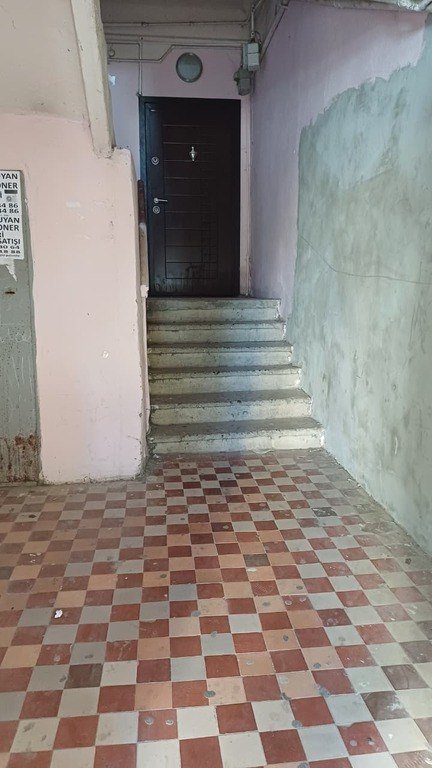 Satılır 2 otaqlı köhnə tikili, 75 m², Xalqlar dostluğu m.-8