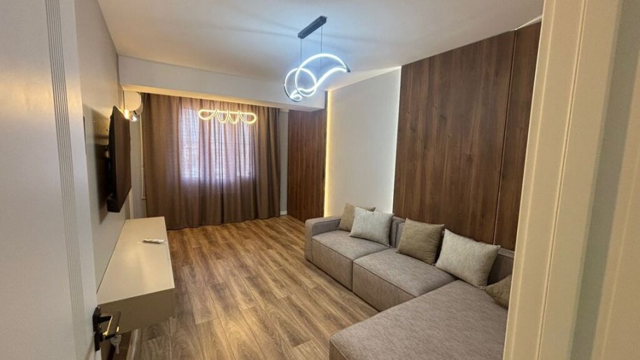Kirayə verilir 2 otaqlı köhnə tikili, 70 m², Nəriman Nərimanov m.-1