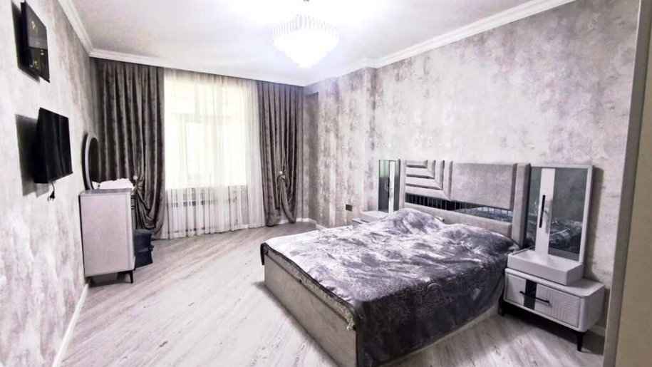 Satılır 3 otaqlı yeni tikili, 110 m², Əhmədli m.-4