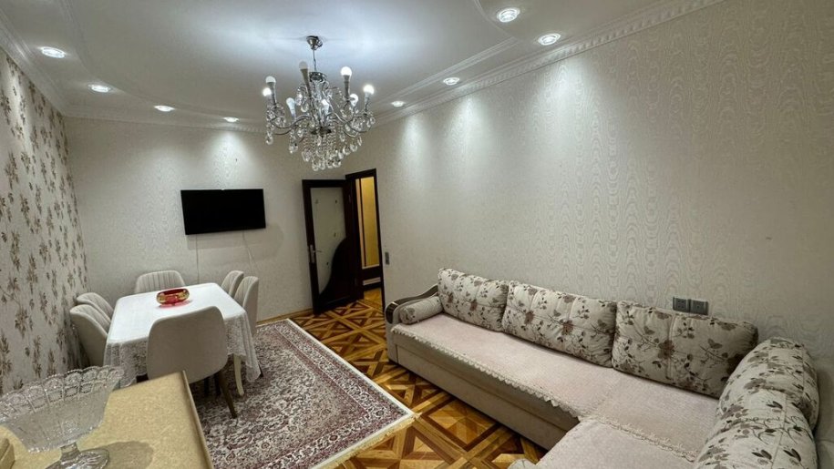 Satılır 3 otaqlı köhnə tikili, 85 m², Xalqlar dostluğu m.-1