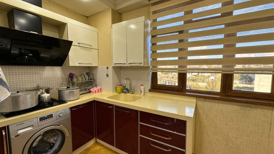 Satılır 3 otaqlı köhnə tikili, 85 m², Xalqlar dostluğu m.-8