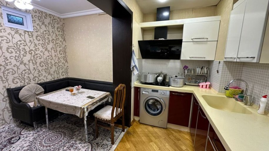 Satılır 3 otaqlı köhnə tikili, 85 m², Xalqlar dostluğu m.-10