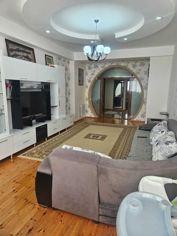 Satılır 2 otaqlı yeni tikili, 88 m², Xalqlar dostluğu m.-2