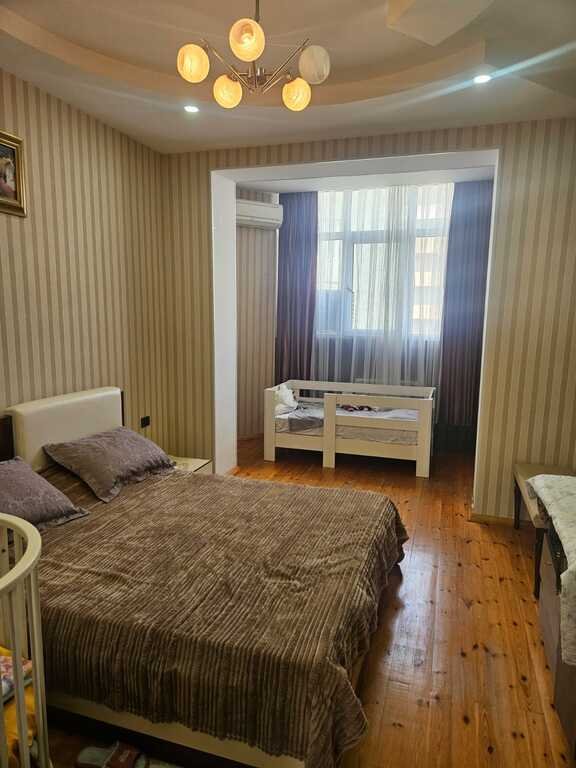 Satılır 2 otaqlı yeni tikili, 88 m², Xalqlar dostluğu m.-4