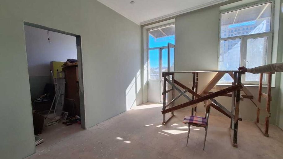 Satılır 3 otaqlı köhnə tikili, 80 m², Sahil m.-4